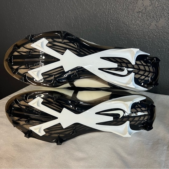 Nike Alpha Menace Elite 3 Football Cleats 13.5 - Picture 5 of 9